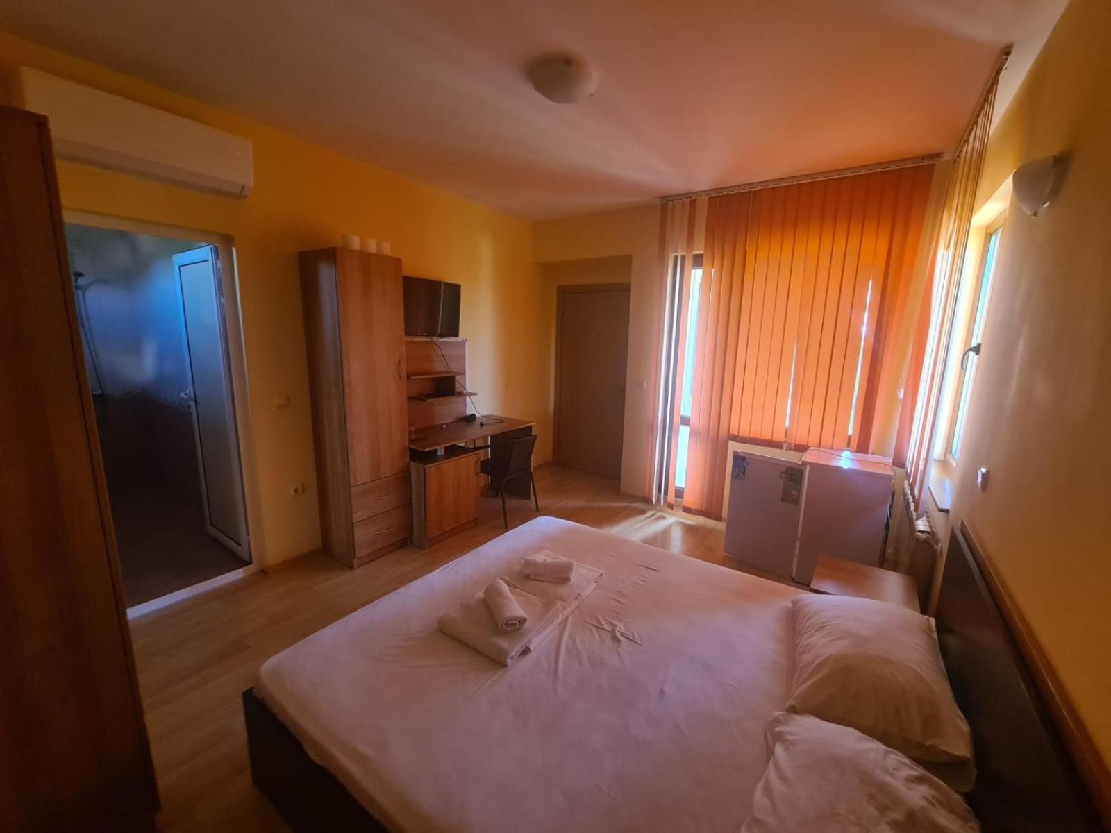 Villa B&B Варна Екстер'єр фото