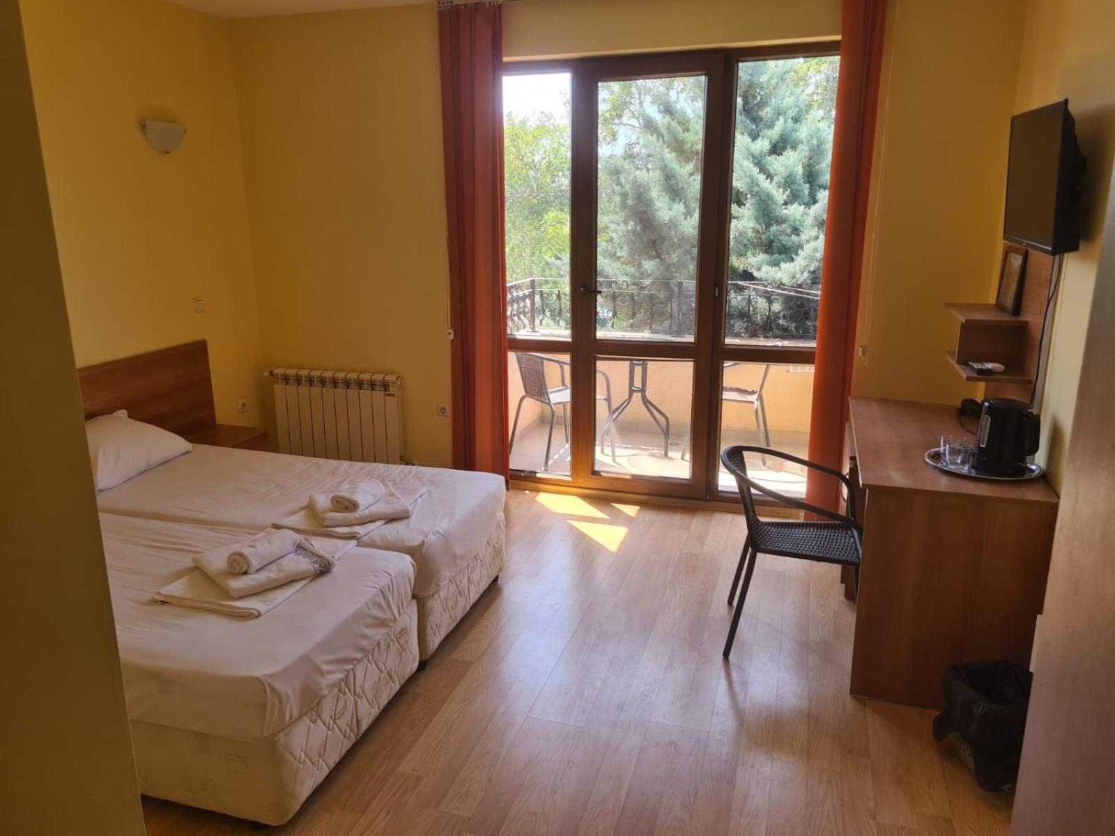 Villa B&B Варна Екстер'єр фото